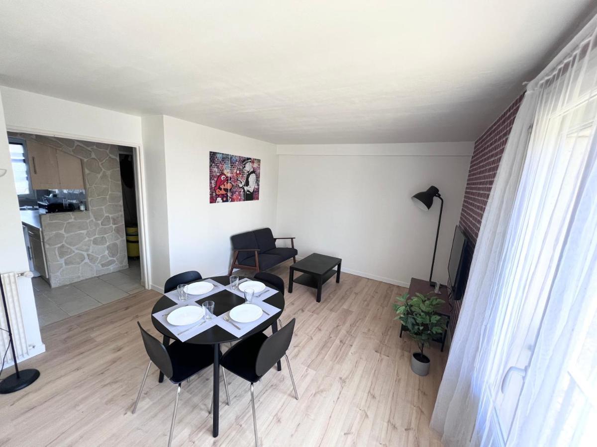 Ambiance, convivialité et emplacement Orléans Exterior foto
